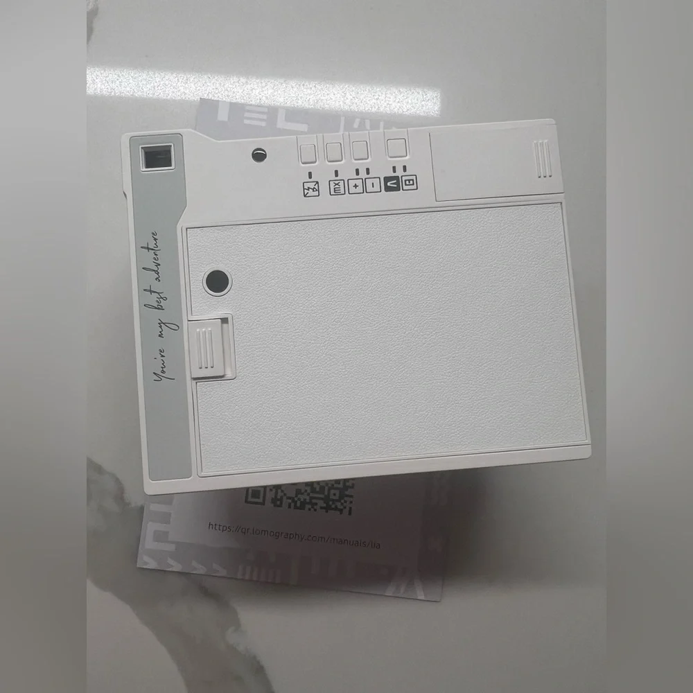 NIB lomography x The Adventure Challenge Lomo’Instant Automat Camera, White - Picture 3 of 11